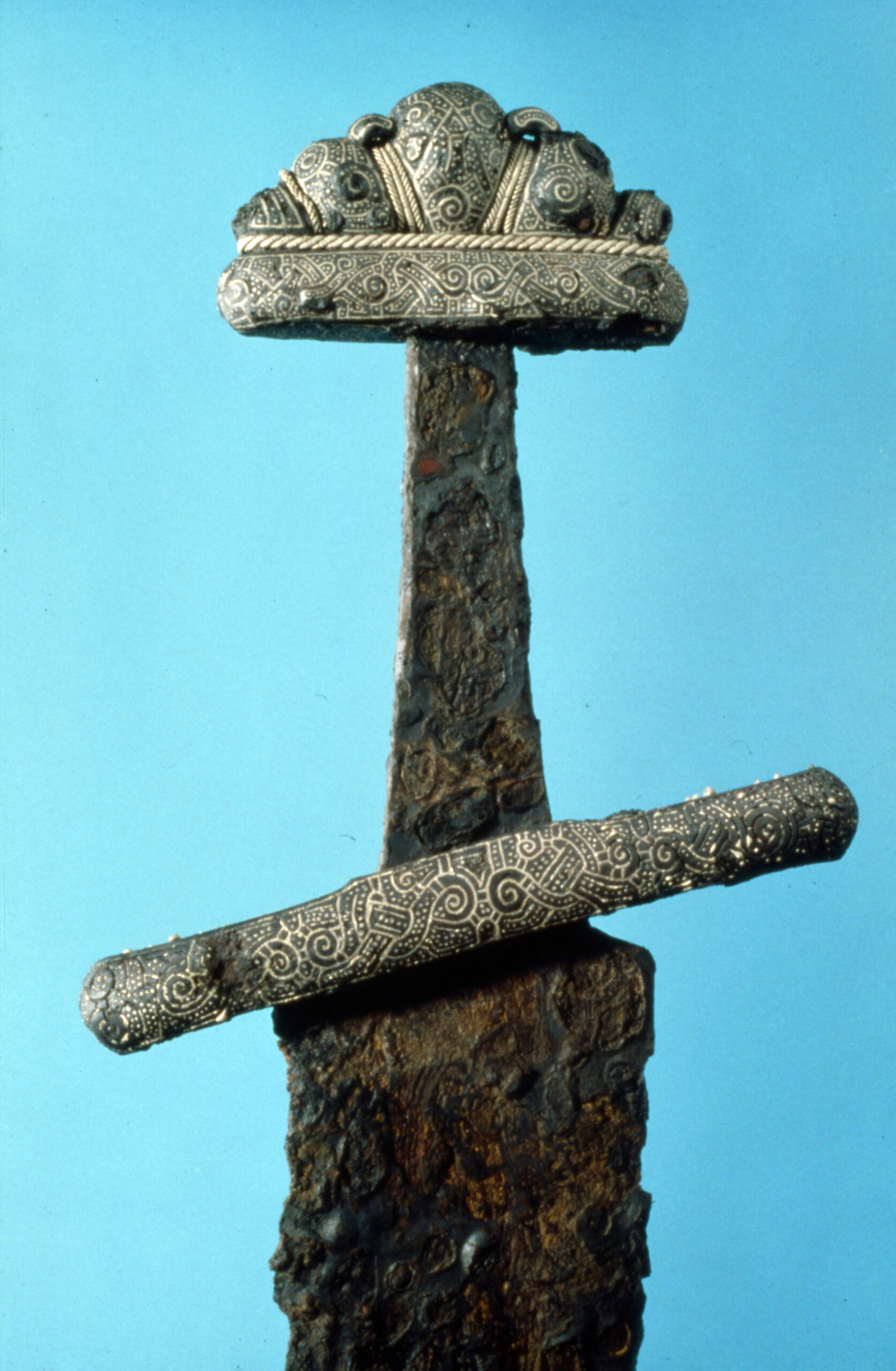 Sword. Egge, Trøndelag, Norway. NTNU Vitenskapsmuseet, Trondheim, T20362. Photo: Per E. Fredriksen (CC-BY-SA).