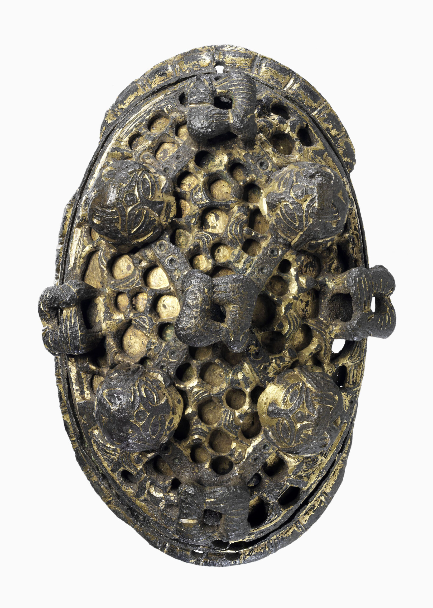 Oval Brooch. Ågerup, Sjælland, Denmark. Nationalmuseet, København, 11869; 22178. Photo: John Lee (CC BY-SA).