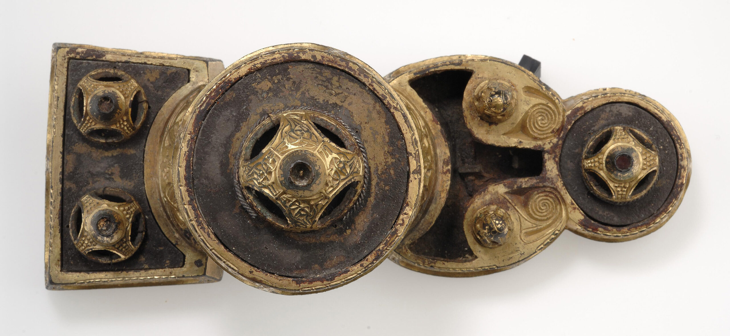 Disc-on-bow Brooch. Othemars, Gotland, Sweden. Historiska Museet, Stockholm, 453312. Photo: Christer Åhlin (CC BY).