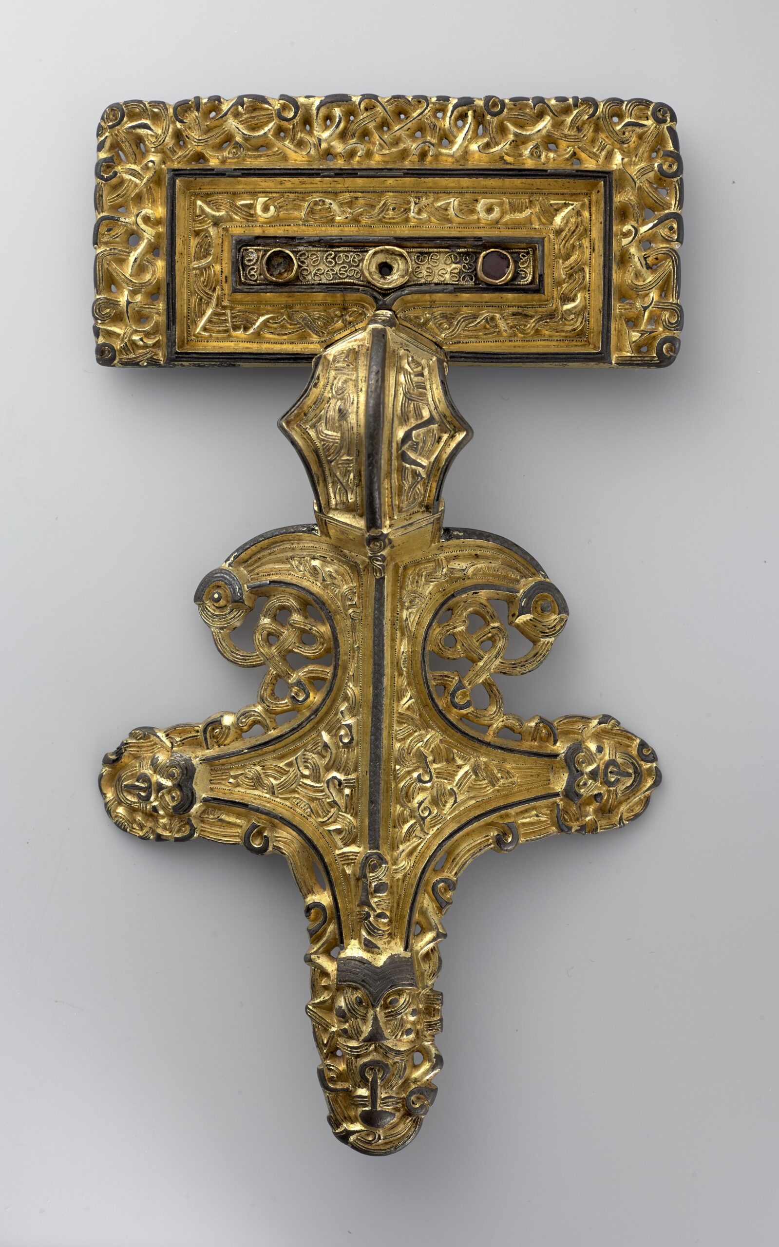 Square-headed Brooch. Fonnås, Innlandet, Norway. Kulturhistorisk Museum, Oslo, C8154. Photo: Kirsten Helgeland (CC BY-SA).