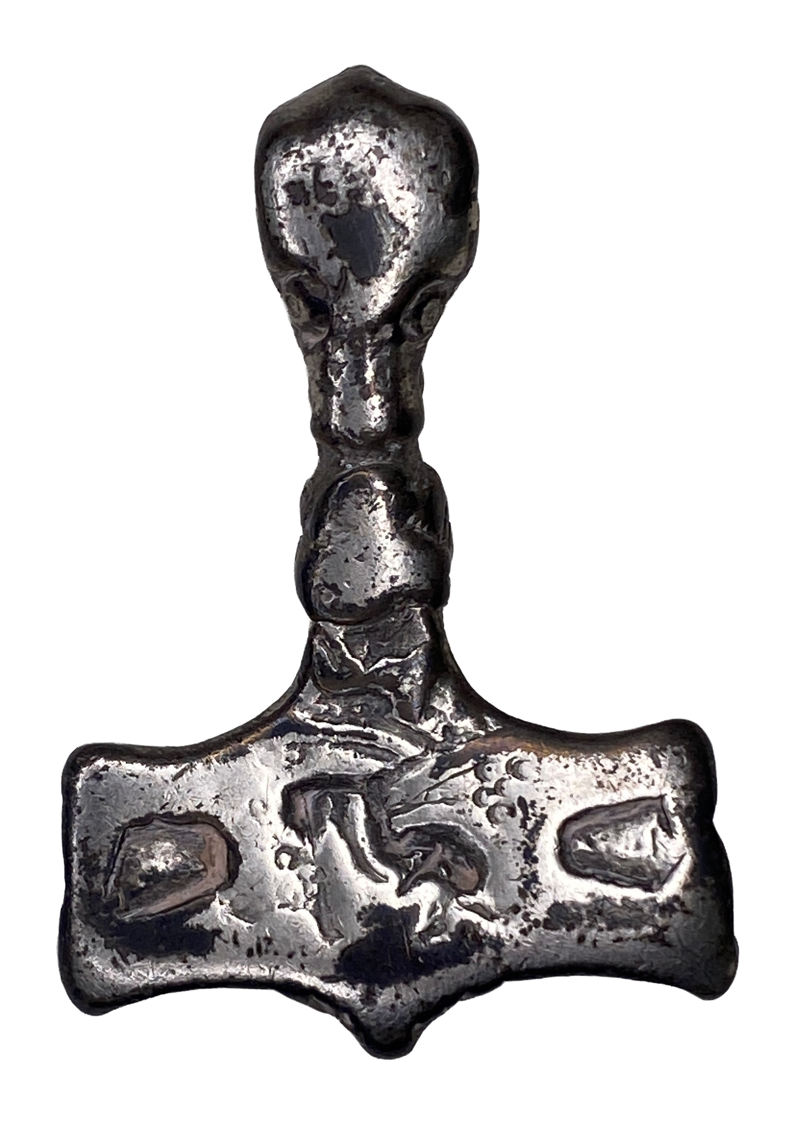 Mjölnir Pendant. Kviende, Gotland, Sweden. Historiska Museet, Stockholm, 113703. Photo: Helena Rosengren (CC BY).